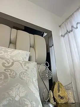 Snapshot of ALISSON_FOXXX1 chatting on March 19, 2025, 4:55 pm ALISSON FOXXX1 online show from March 19, 2025, 4:55 pm