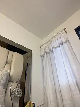 Snapshot of ALISSON_FOXXX1 chatting on March 22, 2025, 10:04 pm ALISSON FOXXX1 online show from March 22, 2025, 10:04 pm