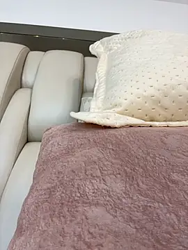 Snapshot of ALISSON_FOXXX1 chatting on October 25, 2025, 4:46 pm ALISSON FOXXX1 online show from October 25, 2025, 4:46 pm