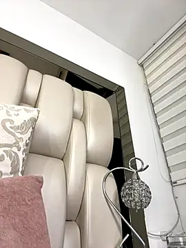 Snapshot of ALISSON_FOXXX1 chatting on November 10, 2025, 11:59 pm ALISSON FOXXX1 online show from November 10, 2025, 11:59 pm