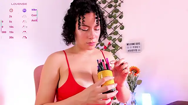 cailynhot online show from March 15, 2025, 9:49 pm