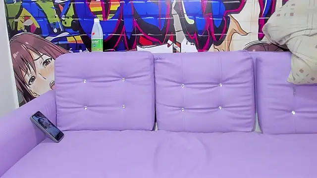 miacam-hot online show from October 30, 2025, 12:17 pm