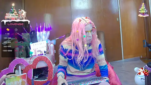 Skinygirl online show from January 12, 2025, 11:26 pm