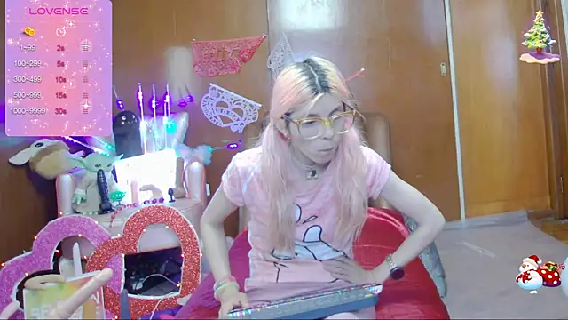 Skinygirl online show from March 2, 2025, 2:41 am