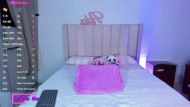 sheirysex  online show from February 4, 2026, 2:50 am