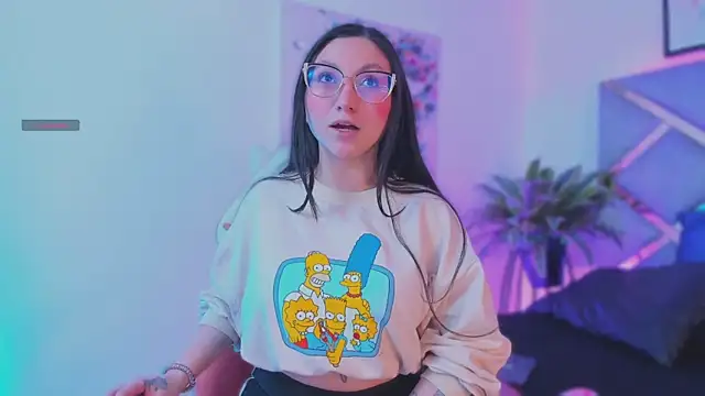 Snapshot of lucy_neil chatting on November 14, 2025, 2:32 am lucy neil online show from November 14, 2025, 2:32 am