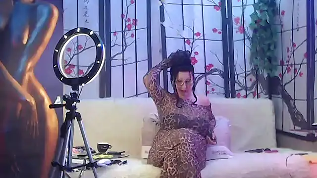 NightOrhideya online show from April 20, 2026, 6:20 pm