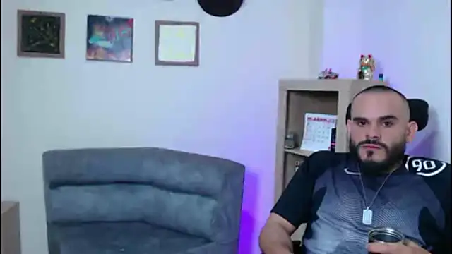 cowboyht online show from April 22, 2026, 3:42 am