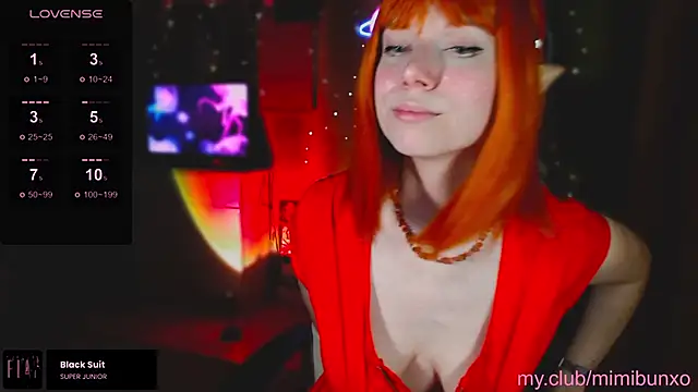 Snapshot of freya_sunny chatting on December 19, 2025, 5:14 am freya sunny online show from December 19, 2025, 5:14 am