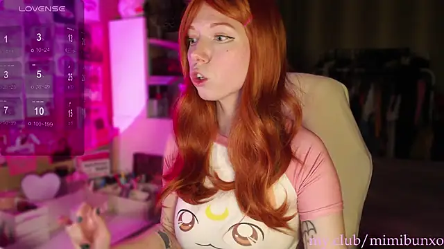 Snapshot of freya_sunny chatting on January 19, 2026, 5:22 am freya sunny online show from January 19, 2026, 5:22 am