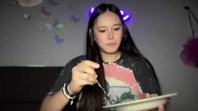 MeganTheRarest online show from October 5, 2025, 4:33 am