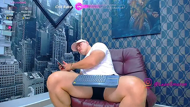 Snapshot of Leonsmoron chatting on May 20, 2026, 2:51 am Leonsmoron online show from May 20, 2026, 2:51 am