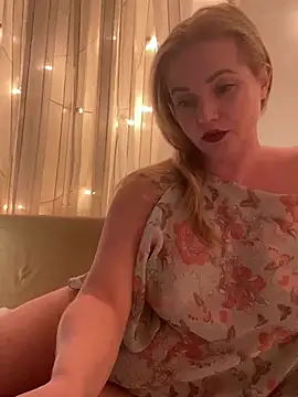 Lady  Maria online show from January 10, 2025, 5:02 pm