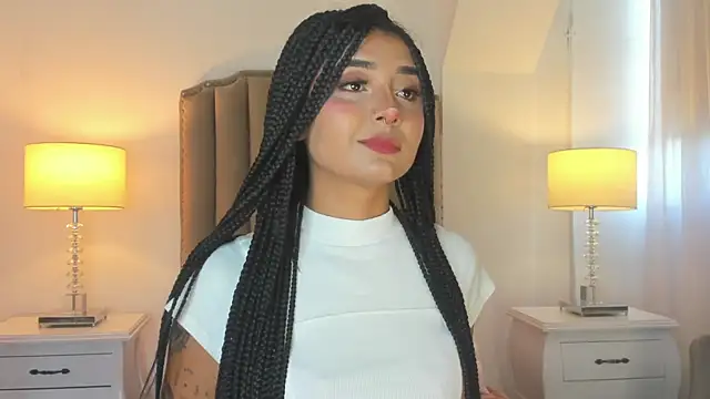 Emma Torres   online show from April 3, 2026, 12:25 pm