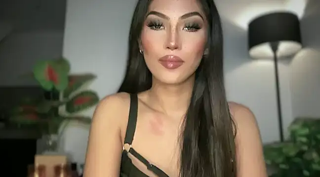 Bella Gordon online show from February 9, 2025, 5:43 pm