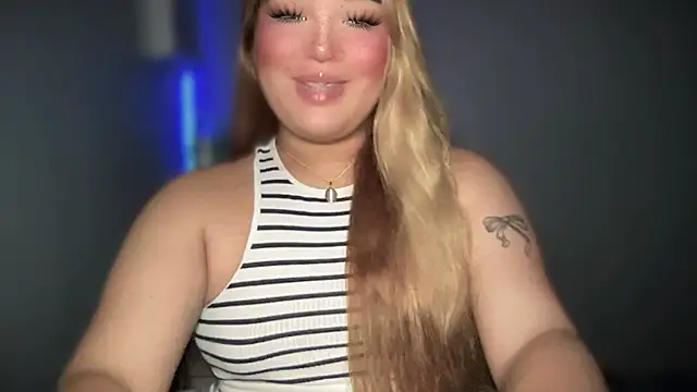 MissCataleyaxxx online show from September 14, 2025, 12:04 pm