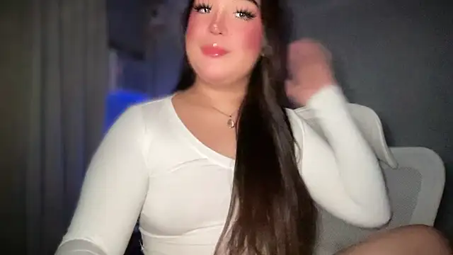 MissCataleyaxxx online show from April 22, 2026, 12:35 am