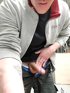 Xcoquinx online show from February 24, 2026, 12:58 pm