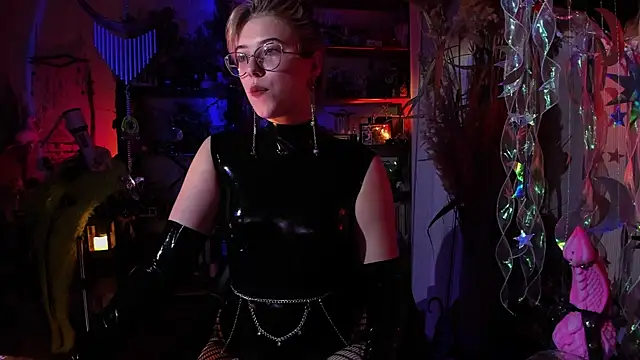 Scarlett Wanner online show from January 10, 2025, 8:15 pm