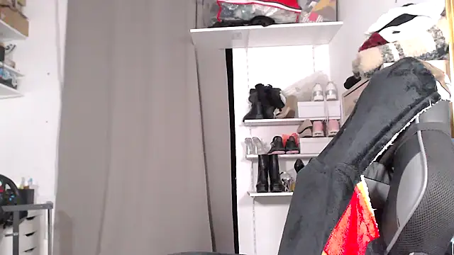 Amai Live online show from November 20, 2025, 11:10 am