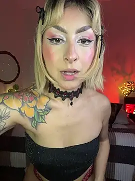 Cinamoonn online show from February 24, 2026, 6:50 pm