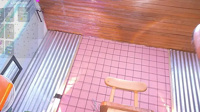 mensia hernandz online show from September 30, 2025, 1:27 pm