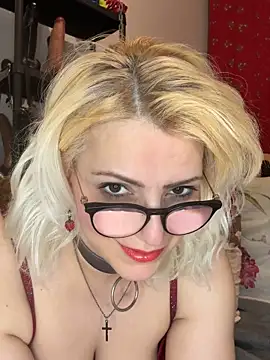 Maria Texas online show from April 2, 2026, 8:06 pm