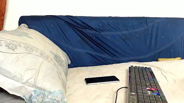 amrozia online show from January 3, 2025, 7:27 am