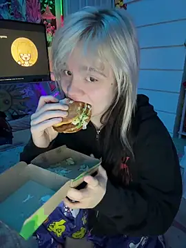 Cutiepiespanks online show from April 20, 2026, 7:33 am