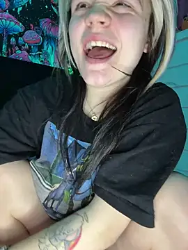 Cutiepiespanks online show from April 22, 2026, 1:08 am