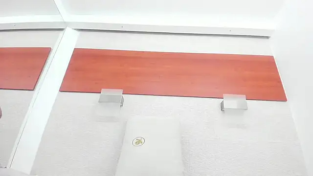 allice green online show from February 4, 2025, 5:53 am