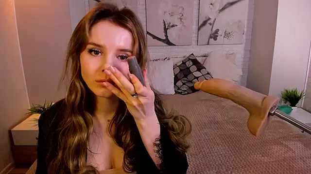 Betty June online show from February 15, 2025, 3:42 am