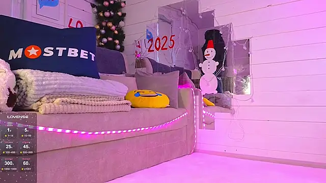 Snapshot of Misss_Vikk chatting on December 21, 2024, 9:23 am Misss Vikk online show from December 21, 2024, 9:23 am