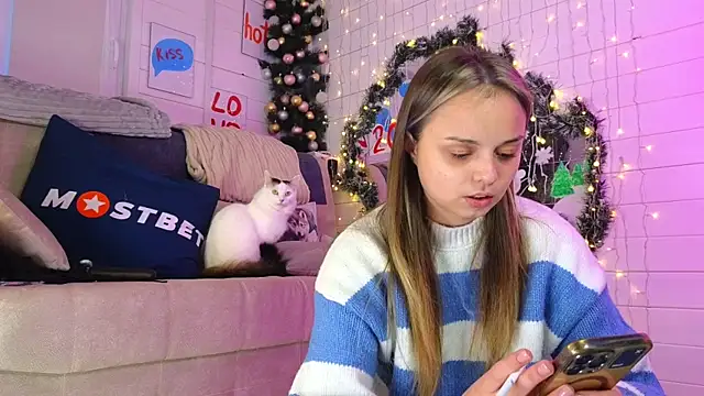 Snapshot of Misss_Vikk chatting on December 31, 2024, 12:04 pm Misss Vikk online show from December 31, 2024, 12:04 pm