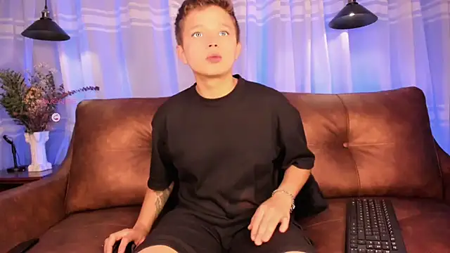 Tim wolf online show from October 28, 2025, 1:36 pm