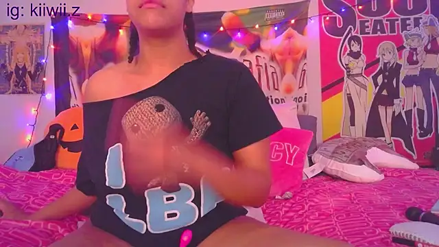 N1NT3NDH03 online show from February 6, 2025, 5:35 am