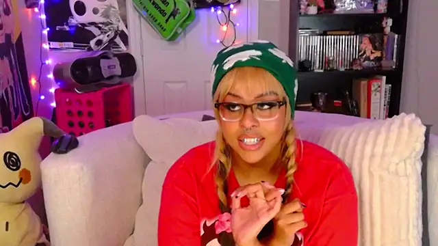 N1NT3NDH03 online show from November 22, 2025, 4:55 am