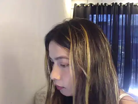 Urbabygirl jenny online show from June 18, 2026, 2:45 am