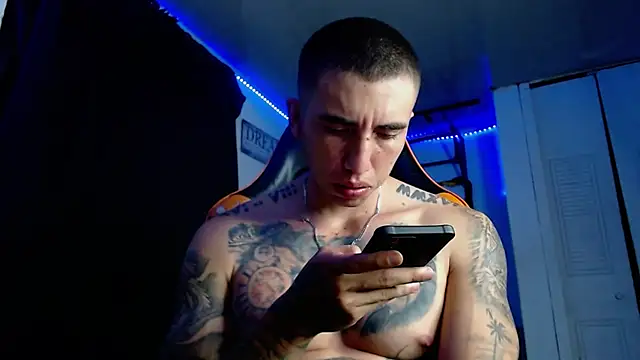 Adam Hudsond online show from July 8, 2026, 2:27 am