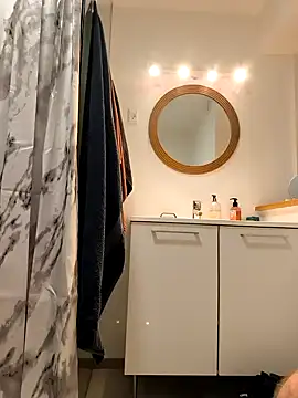 Snapshot of Fist-my-ass chatting on March 15, 2026, 11:55 pm Fist-my-ass online show from March 15, 2026, 11:55 pm