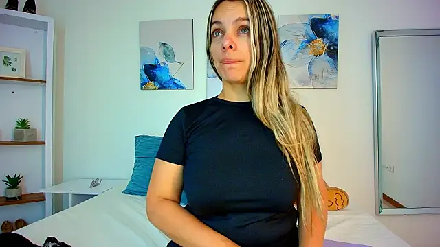 Isabella Harley online show from March 19, 2026, 1:15 pm