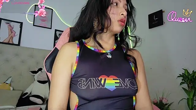Snapshot of Sweet_baby_hellen chatting on May 28, 2026, 3:48 am Sweet baby hellen online show from May 28, 2026, 3:48 am