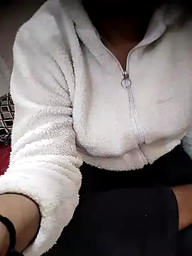 BigBustyRuhi online show from January 13, 2025, 5:01 am