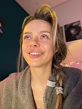 Kylie Desire online show from November 28, 2025, 2:58 am