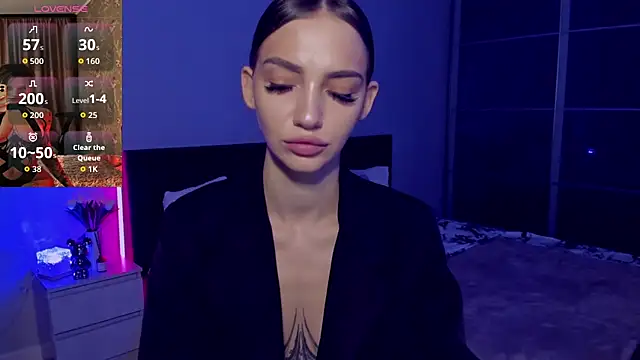 SophieCatty online show from October 14, 2025, 12:00 am