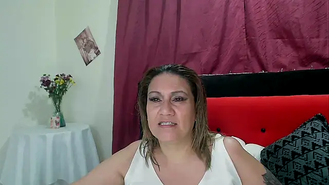 yayita mature online show from January 10, 2025, 12:04 pm