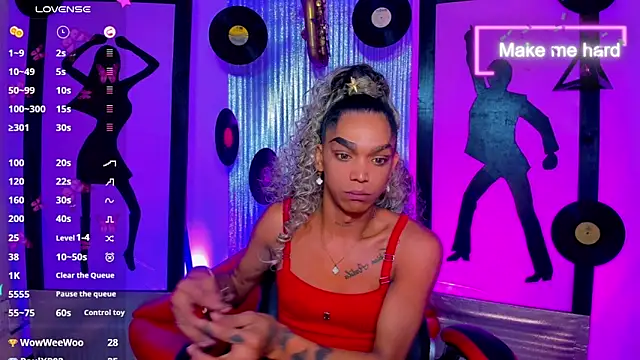 nickyminach  online show from February 15, 2026, 3:36 am