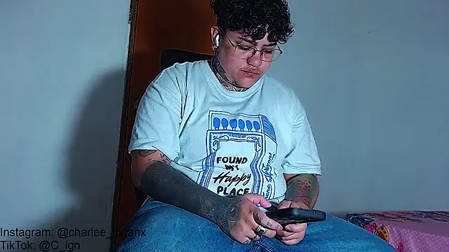 Techno 420  online show from April 17, 2026, 8:01 pm