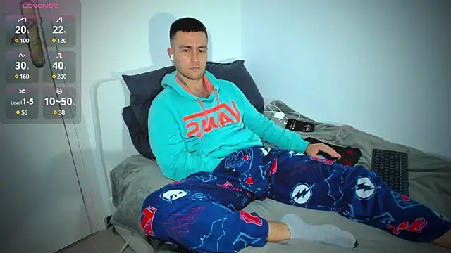 HonestAndrew online show from February 26, 2025, 7:27 pm