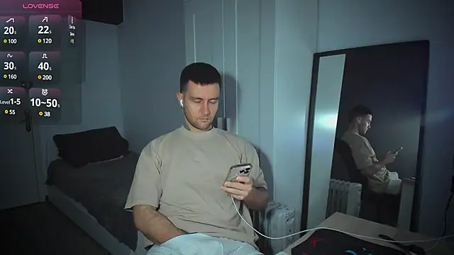 HonestAndrew online show from March 11, 2025, 6:43 am